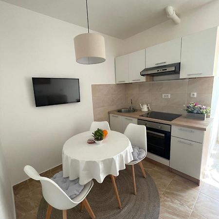 Apartment Maki コトル エクステリア 写真